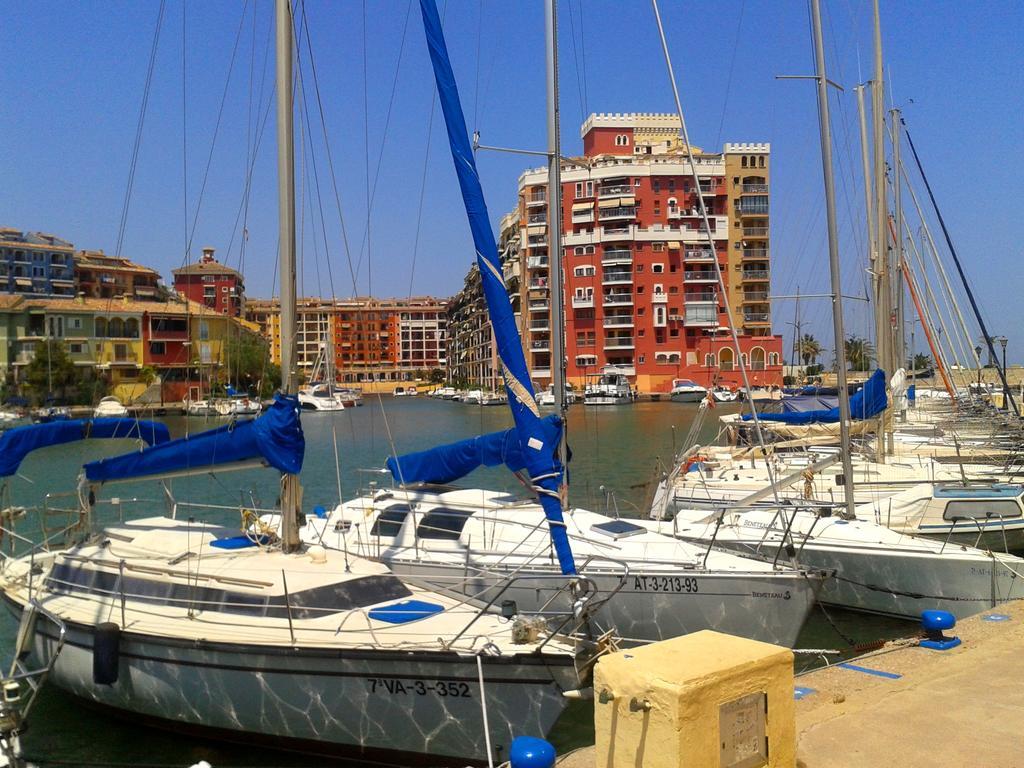 Valencia Port Saplaya Apartment Exterior photo